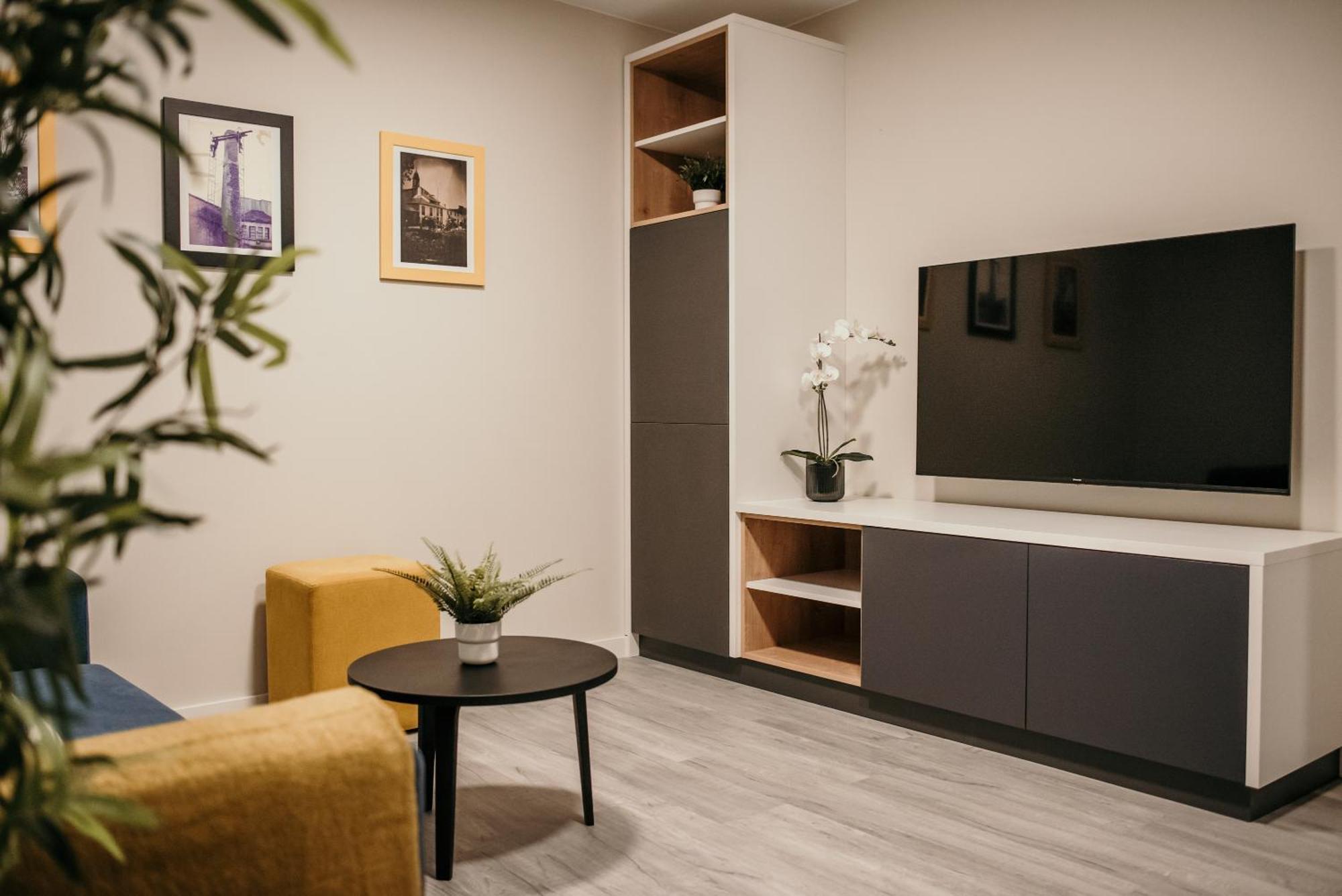 Hotel Lux Melide Luaran gambar